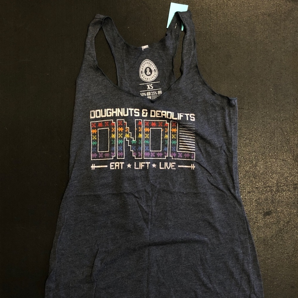 Doughnuts & deadlifts heather grey tank top